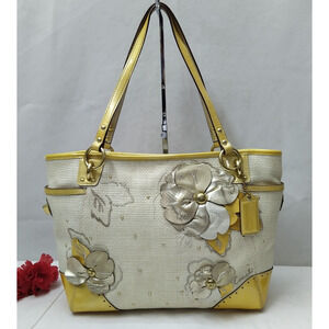 Coach Yellow Tan Straw Leather Trim 3D Flower Tote Shoulder Bag